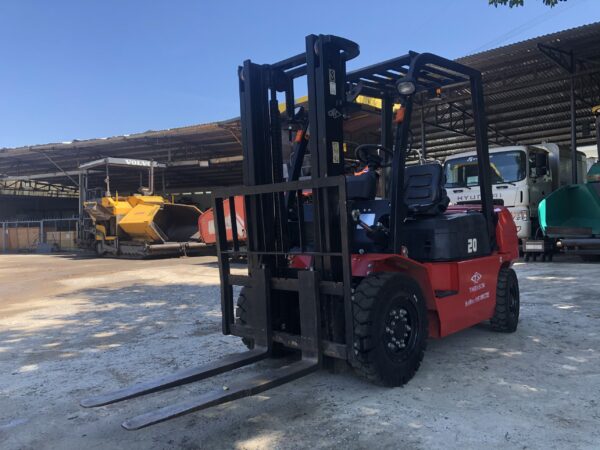 hình ảnh thực tế xe nâng dầu 2 tấn dòng A