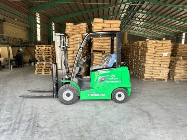 xe nâng 2 tấn Hangcha