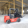 xe nâng 2,5t