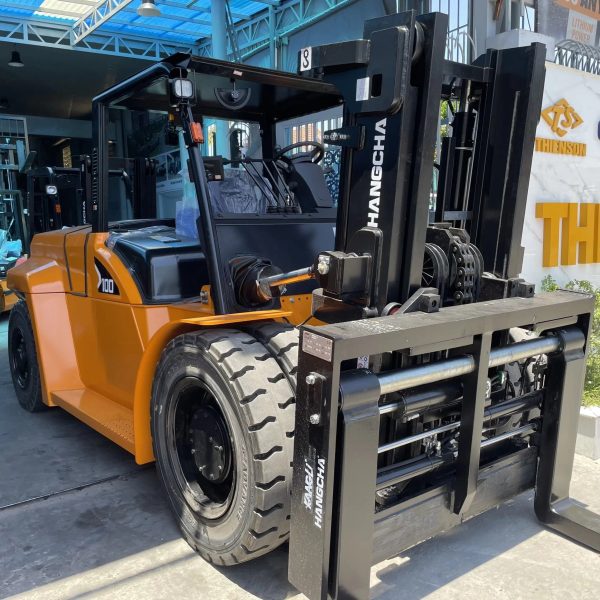 khung chui container xe nâng 10 tấn